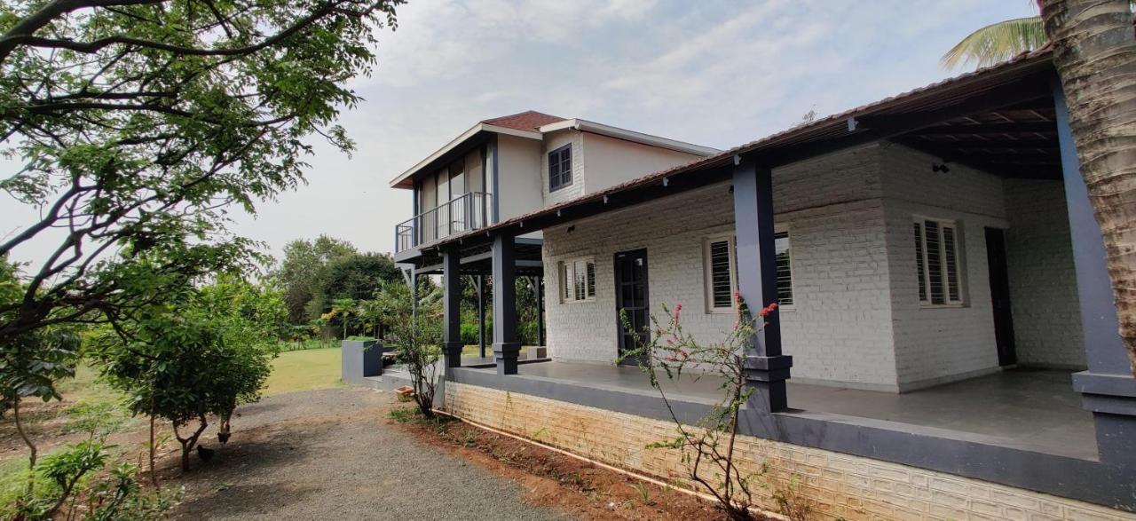 Shakuntala Farms - Rustic Farmstay With Modern Comforts 나식 외부 사진