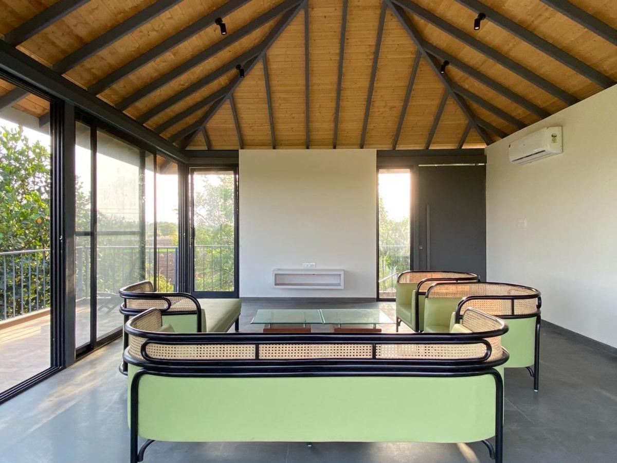 Shakuntala Farms - Rustic Farmstay With Modern Comforts 나식 외부 사진